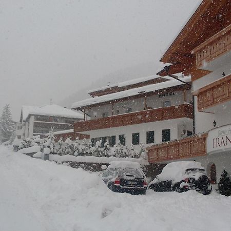 Garni Franca B&B セルヴァ・ディ・ヴァル・ガルデーナ エクステリア 写真