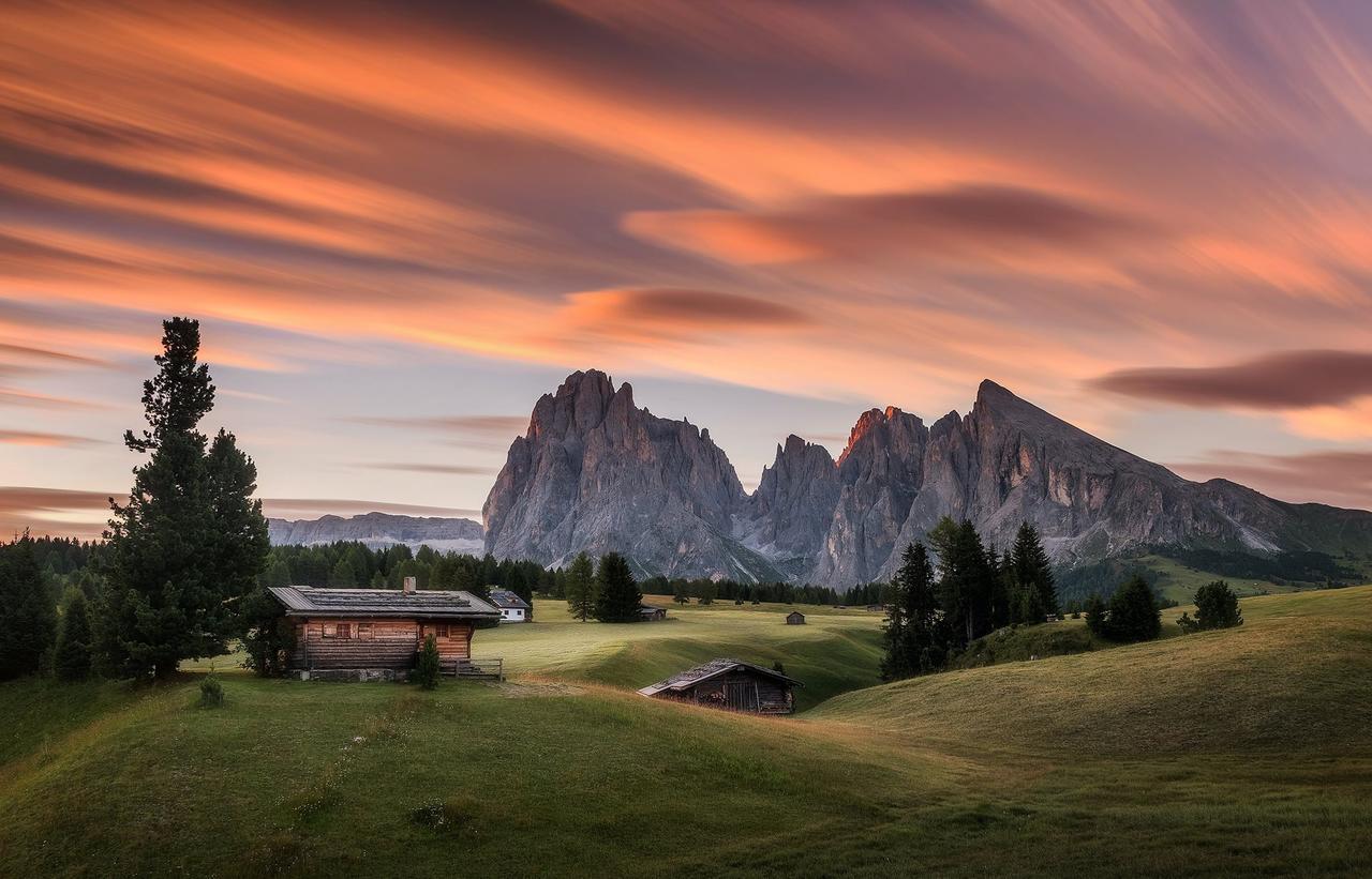 Garni Franca B&B セルヴァ・ディ・ヴァル・ガルデーナ エクステリア 写真